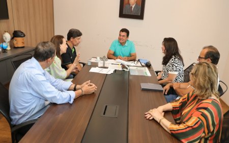 Marçal recebe diretoria do Hospital de Amor e defende atendimento humanizado