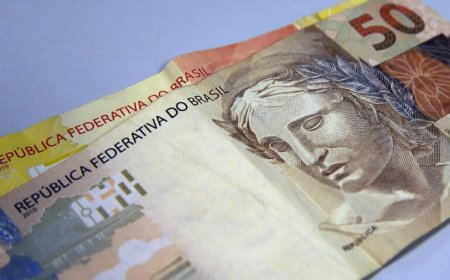Trabalhadores começam a receber abono salarial de 2026