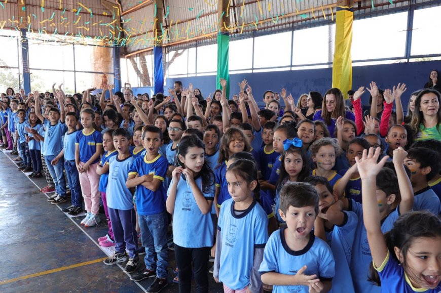 Dourados ganha Selo Ouro por ações de alfabetização na idade certa