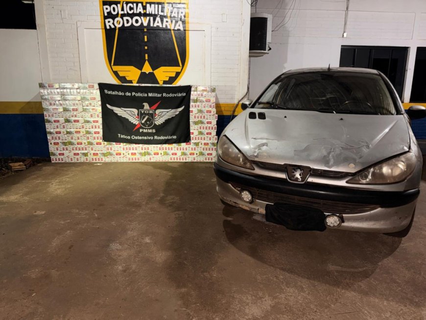 Motorista foge e polícia apreende 750 pacotes de cigarros contrabandeados