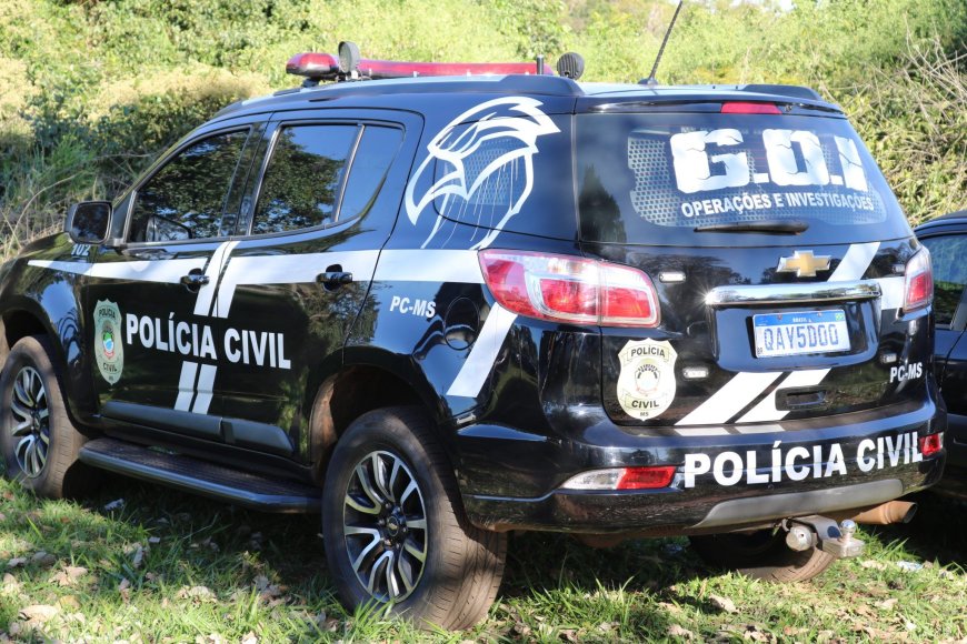 Homem de 60 anos é detido acusado de abusar de três enteados durante banho de piscina