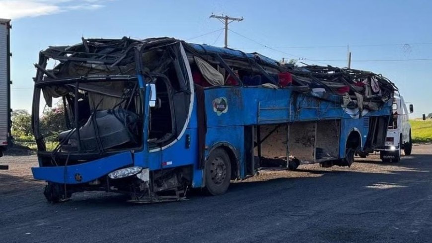 Tragédia na BR-153: pneu estoura, ônibus tomba e deixa seis mortos em São Paulo