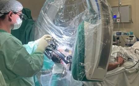 Cirurgia inédita pelo SUS em MS devolve esperança a paciente com Parkinson