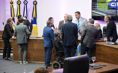Vereadores aprovam projetos e criam nova função na Mesa Diretora