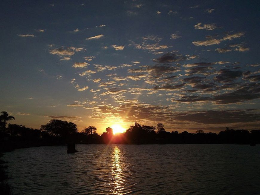 Domingo de Sol em Dourados: Sem Chuva e com Aumento de Nuvens