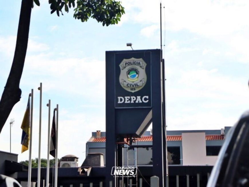 Mulher Flagrada em Ato Obsceno em Dourados