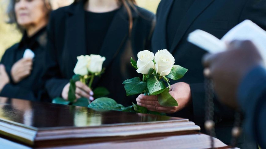 Homem de 74 anos finge própria morte para testar amor dos familiares e amigos