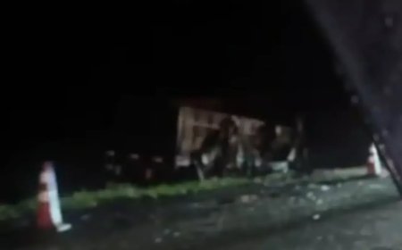 Acidente entre carro e carreta deixa duas vítimas fatais na BR-163