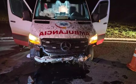 Motorista de Ambulância Cochila ao Volante e Causa Acidente com Gestante Entubada