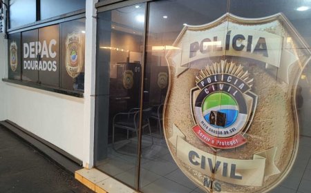 Motocicleta é furtada em frente à residência no centro de Dourados