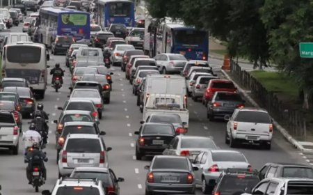 Gasolina e alimentos pressionam, e prévia da inflação sobe para 0,89%