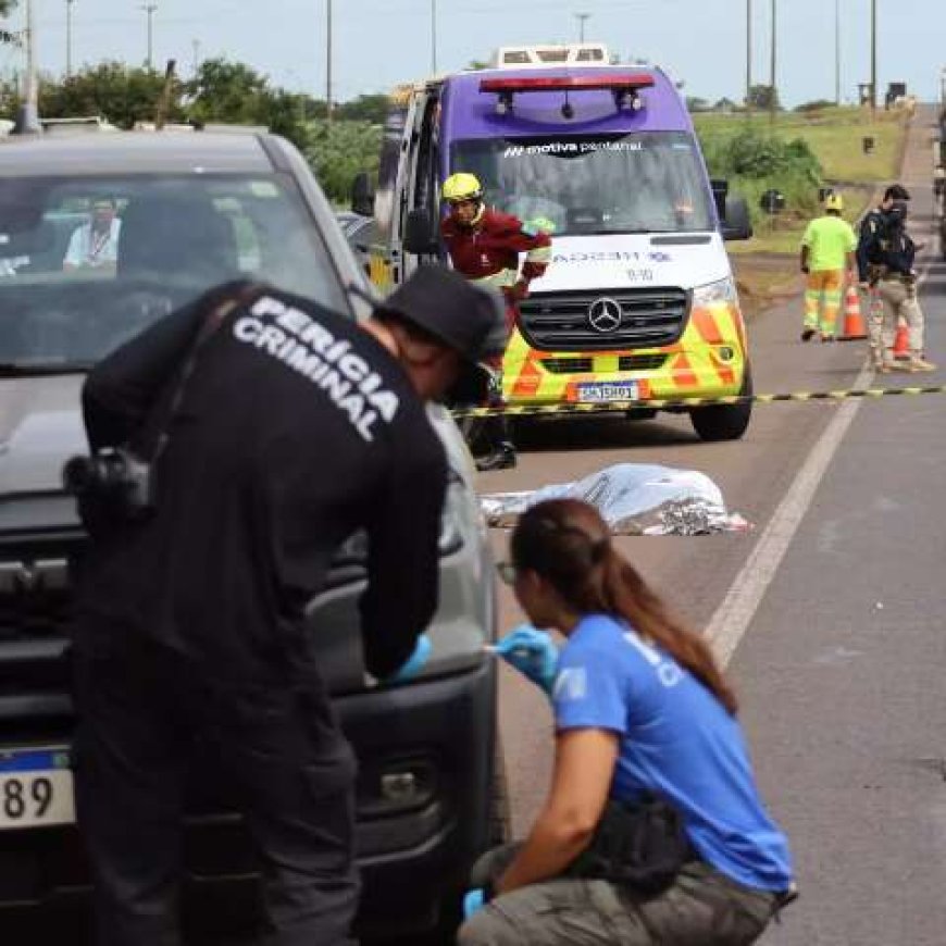 Arquiteta morre após cair de caminhonete em movimento