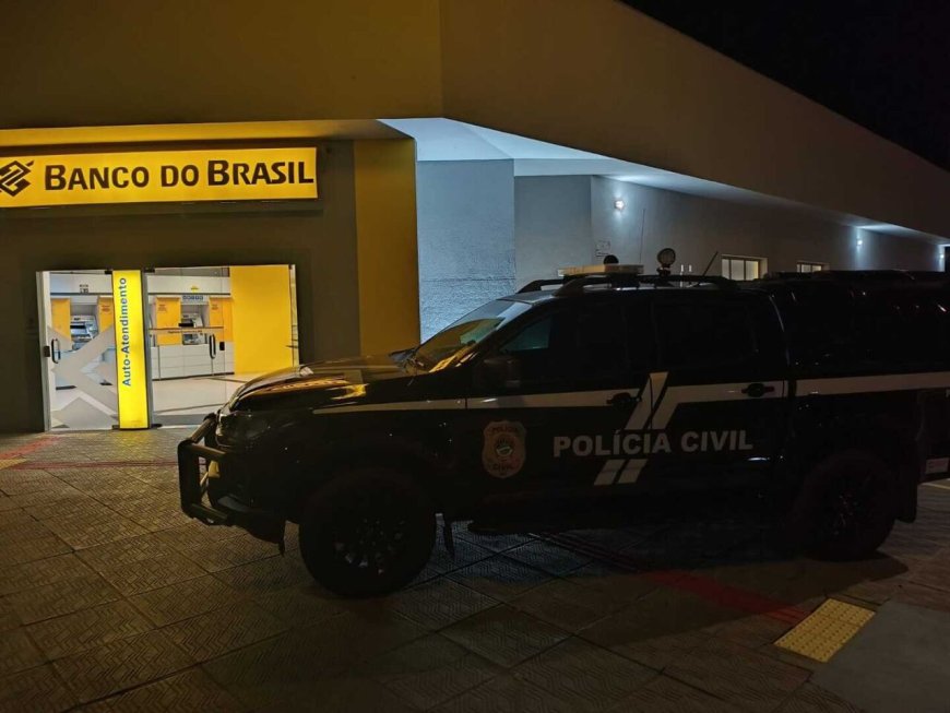 Ladrões Fogem sem Levar Dinheiro após Invasão em Agência Bancária