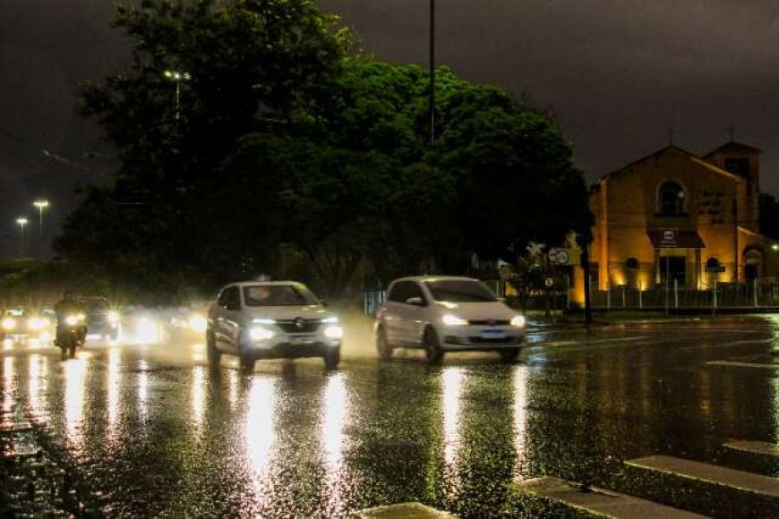 Chuva atinge Campo Grande e alerta de tempestade é emitido em Mato Grosso do Sul