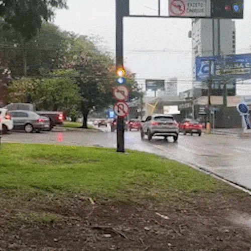 Multas passam a valer para conversão proibida na Afonso Pena com a Rua Bahia
