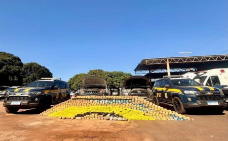 PRF apreende mais de meia tonelada de cocaína em caminhonetes na BR-060
