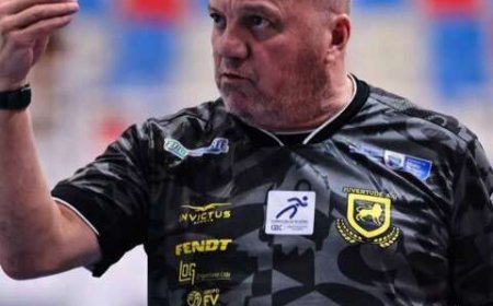 Juventude sofre goleada e técnico deixa o comando