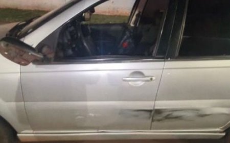 Motorista embriagado bate em carro estacionado durante saída de alunos em escola