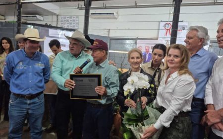 Gino Homenageia Zé Teixeira em Leilão Histórico na 60ª Expoagro
