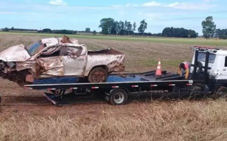 Morador de Dourados morre após Hilux sair da pista e capotar em rodovia de MS