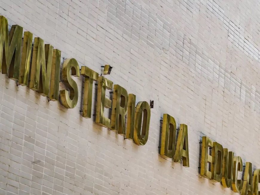 MEC Envia Equipe de Especialistas ao Acre Após Tragédia em Escola