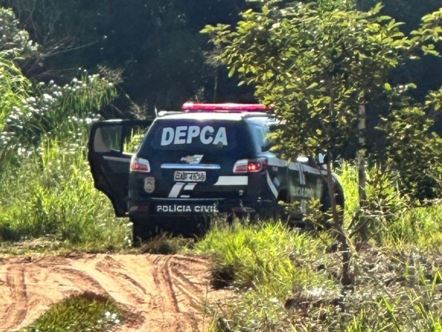 Mulher é presa para cumprir pena de 10 anos por estupro de vulnerável