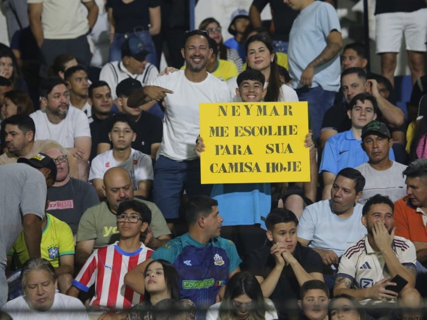 Torcida do Santos lota estádio na fronteira para ver Neymar