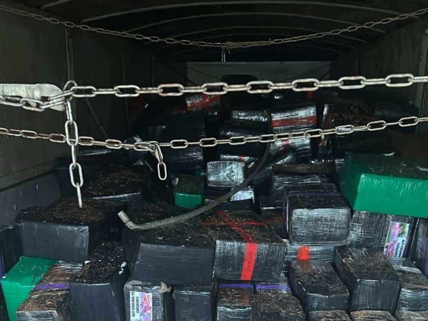 Carreta carregada com mais de 10 toneladas de maconha é apreendida no Paraná
