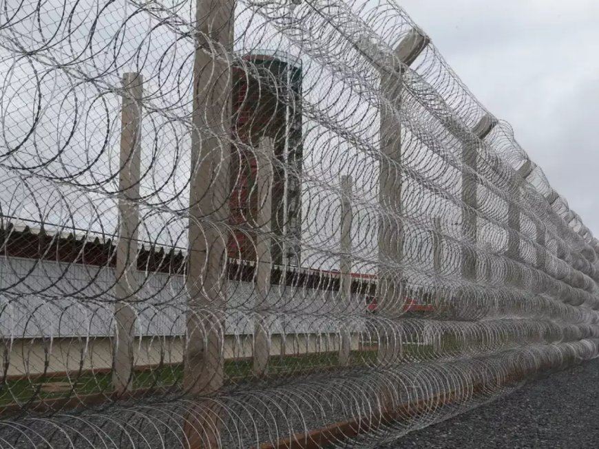 Lei que endurece pena a condenados por morte de policiais é sancionada