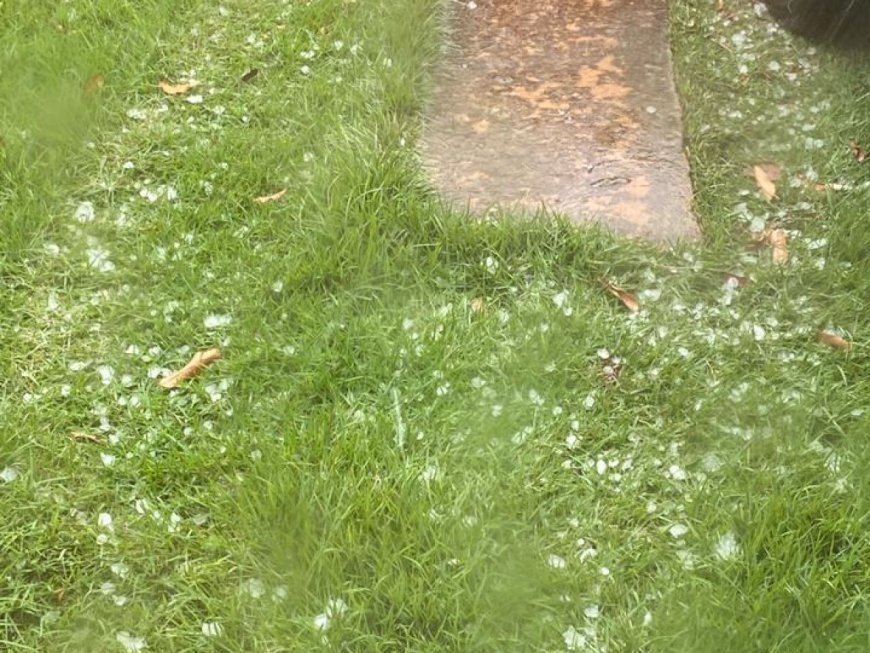 Tempestade Atinge Dourados com Chuva Forte e Queda de Granizo