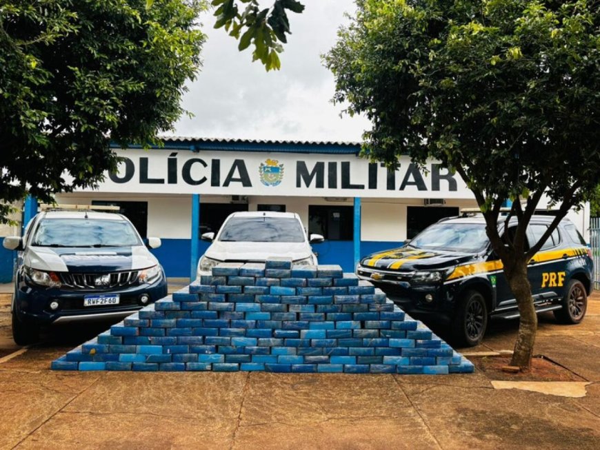 Caminhonete com Placas Falsas e Carga de Maconha é Apreendida em Eldorado