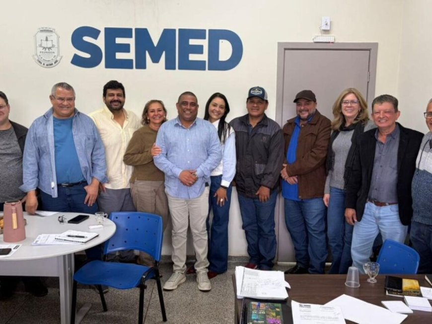 Prefeitura de Dourados fortalece gestão democrática na Educação