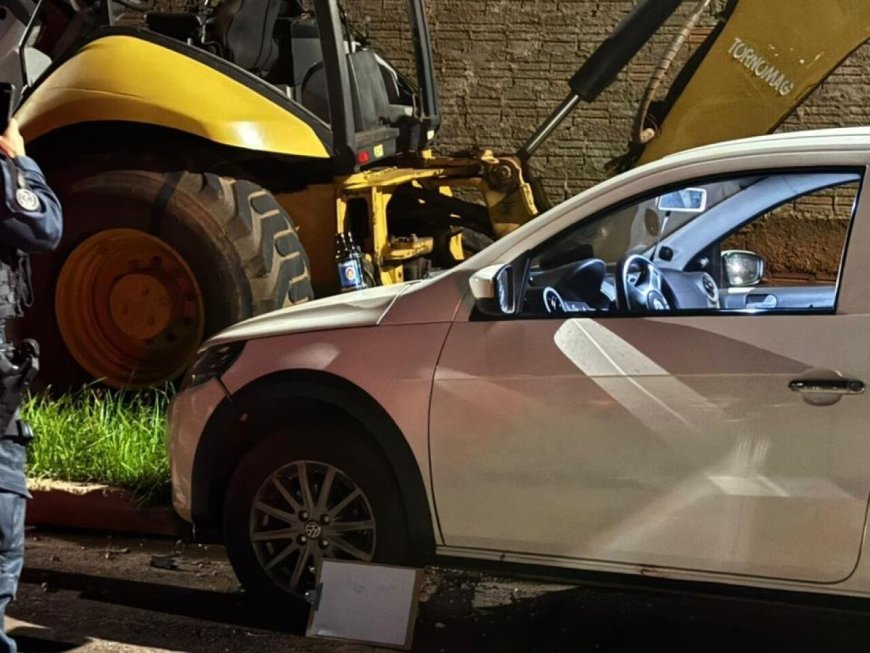 Motorista é levado à delegacia após bater Saveiro em trator parado no acostamento em Nova Andradina