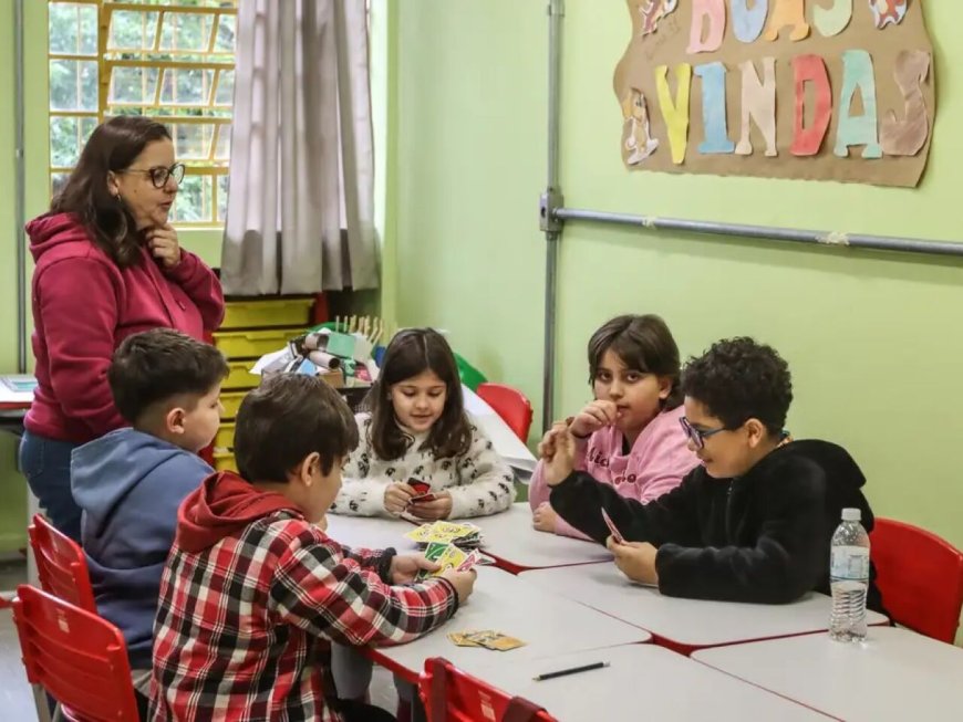 Senado aprova projeto que cria política para estudantes superdotados
