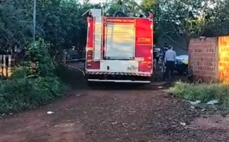 Incêndio em Dourados: Homem de 41 anos morre carbonizado após casa ser destruída