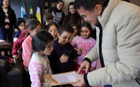Marçal recebe pequenos cientistas do Ceim Vittório Fedrizzi e destaca importância da ciência