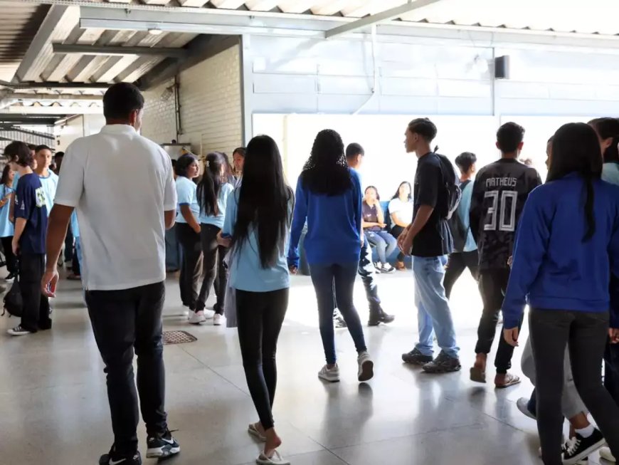 Estudantes do Programa Pé-de-Meia Estão Isentos da Taxa de Inscrição do Enem