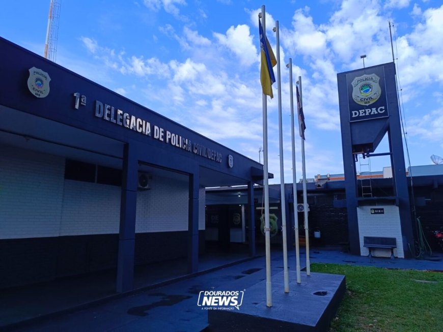 Mulher é Presa em Dourados Após Ameaçar Companheiro de Morte com Faca