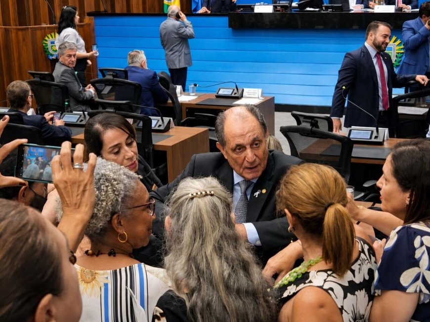Projeto de Lei Reserva Vagas em Contratos Públicos para Vítimas de Violência Doméstica