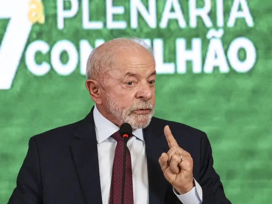 Governo estuda devolução de celular roubado nos Correios, diz Lula