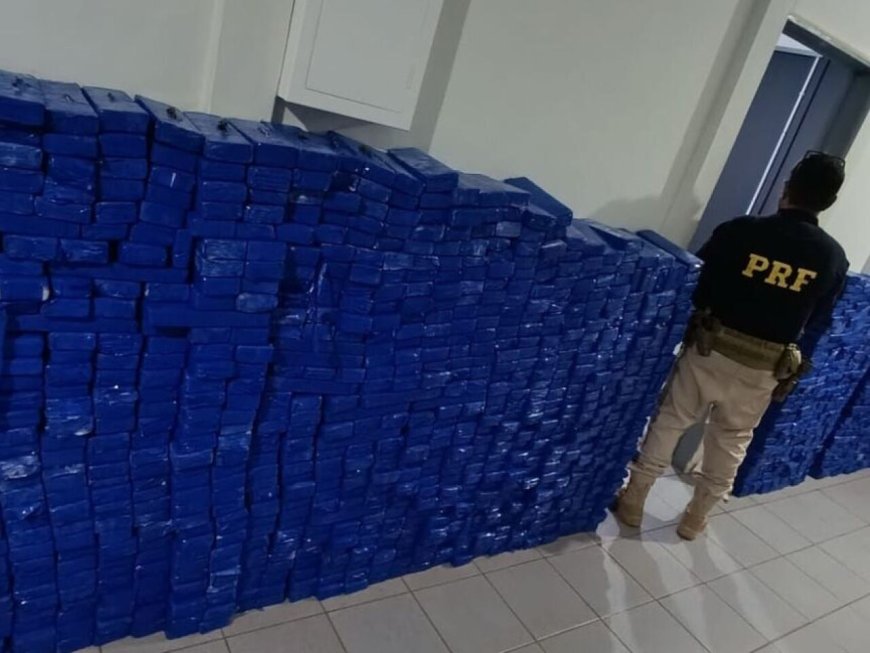 Motorista Preso com Quase Uma Tonelada de Maconha na MS-276
