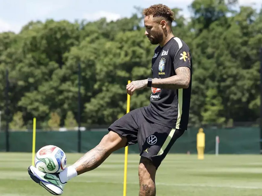 Neymar Volta a Treinar com a Seleção Brasileira