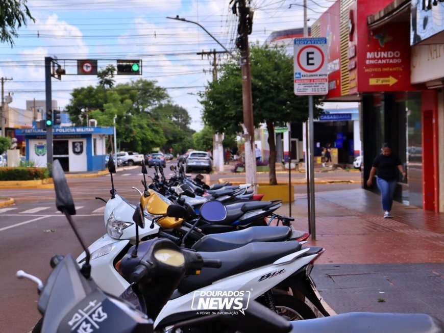 Comissão aprova fim de pontos na CNH por estacionamento irregular em 'Zona Azul'
