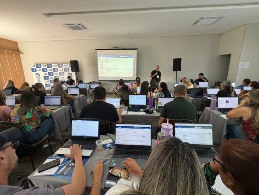 Capacitação reúne profissionais de 40 municípios para aprimorar gestão da vacinação em MS