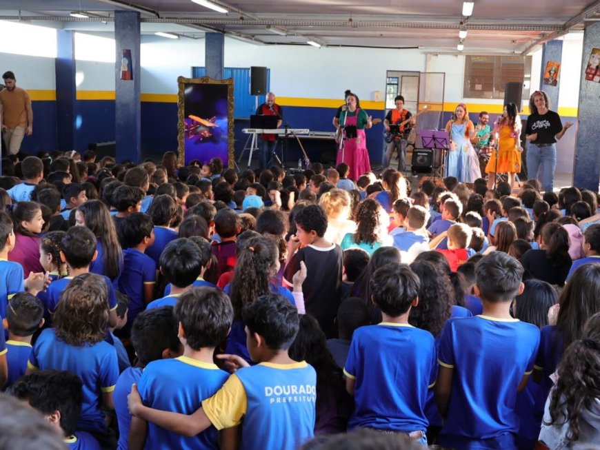 Rede Municipal de Ensino de Dourados é reconhecida pelo MEC e se prepara para recesso escolar